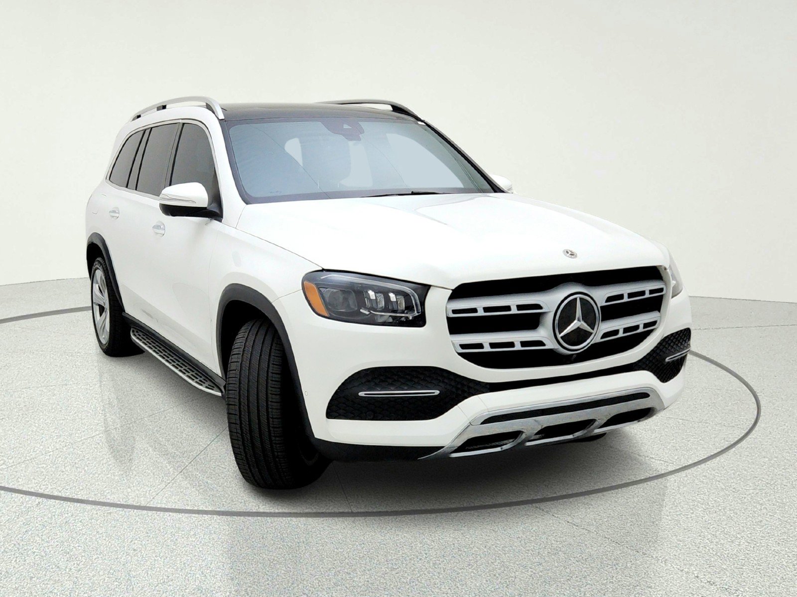 Used 2021 Mercedes-Benz GLS 450 4MATIC image 4