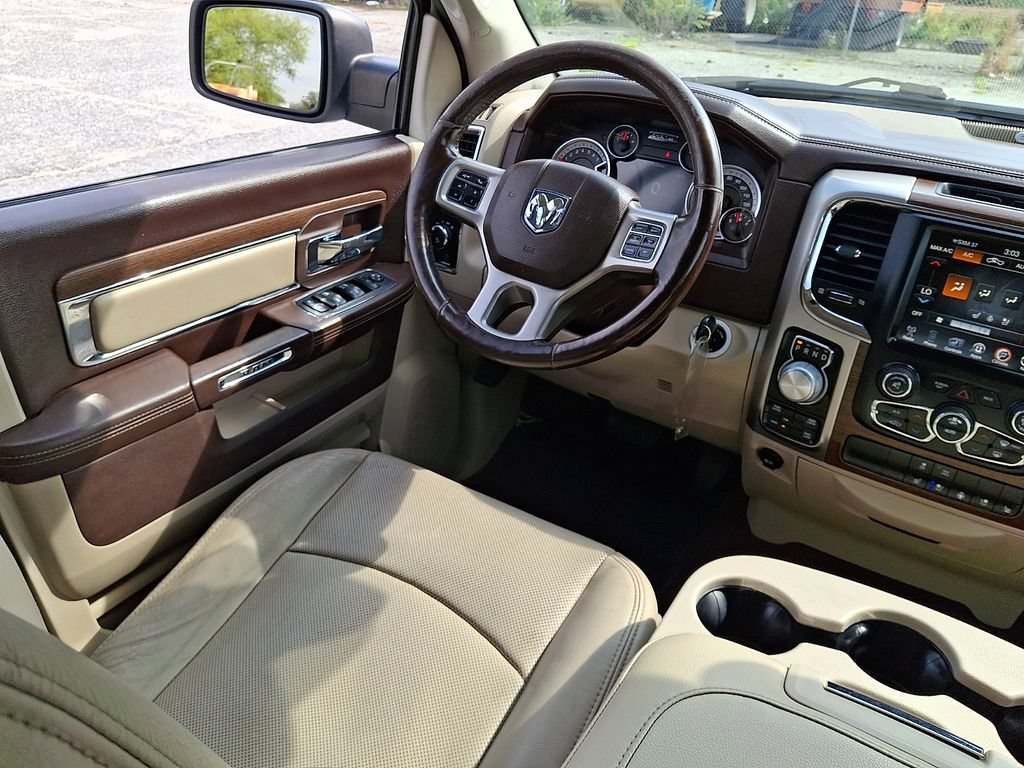 Used 2017 RAM 1500 Laramie AWD/4WD image 15