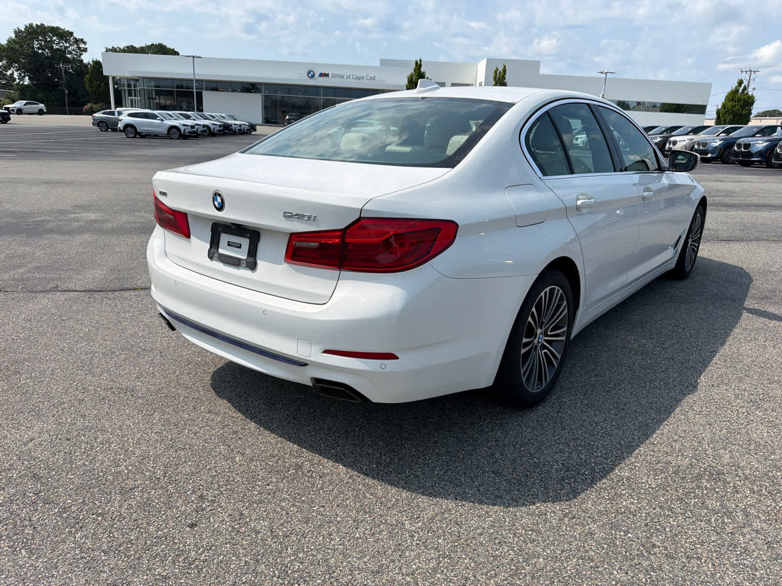 Used 2020 BMW 540i xDrive w/ Convenience Package AWD/4WD image 8