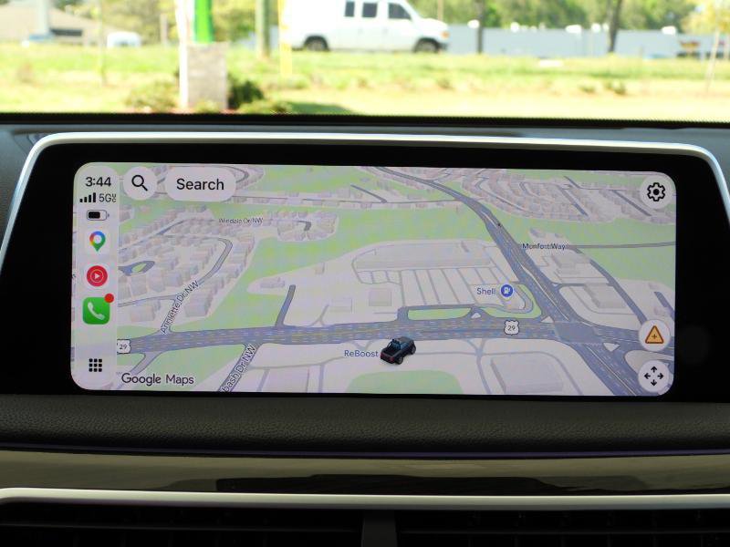 Used 2021 BMW 740i w/ Premium Package image 65