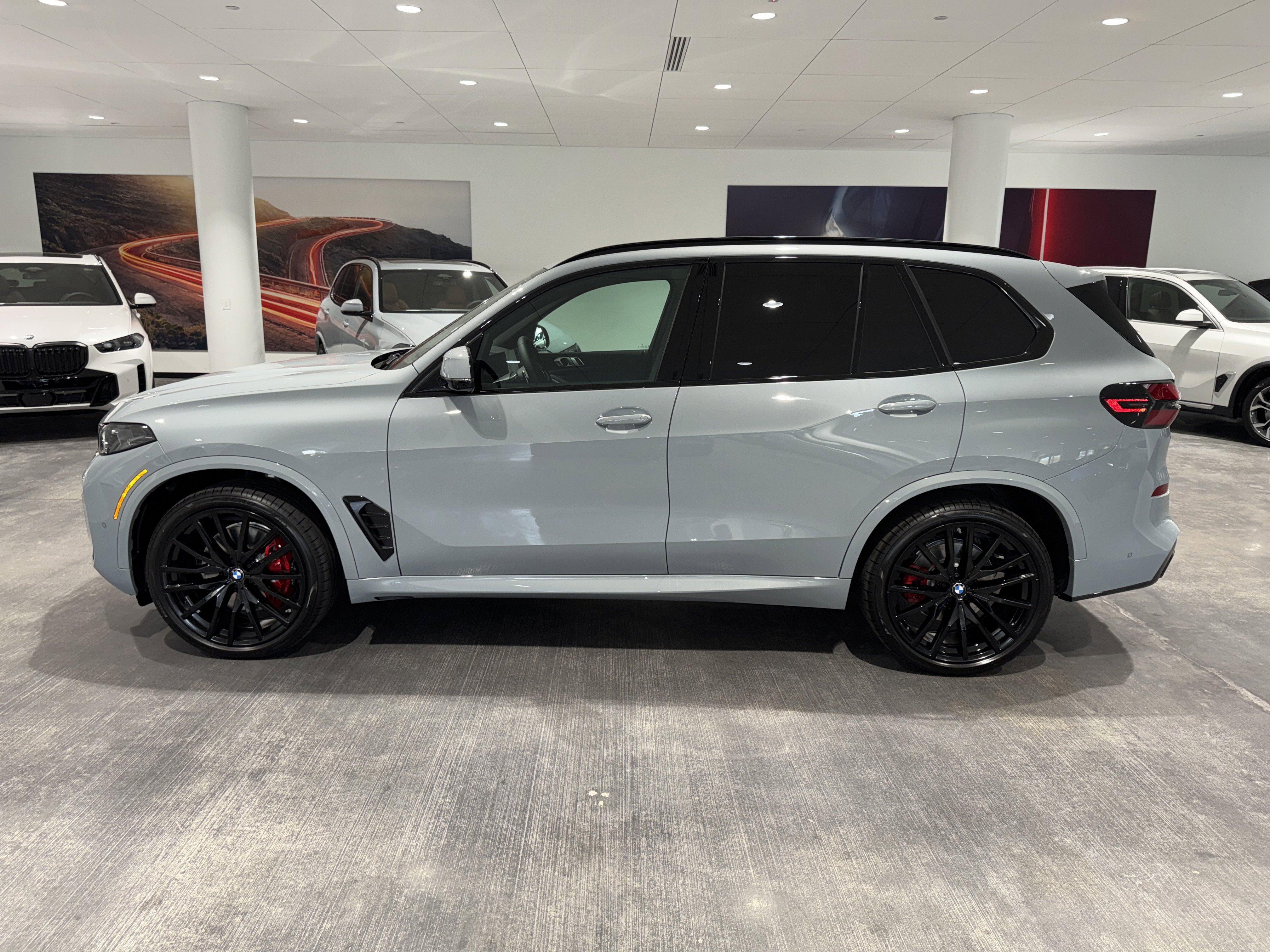 New 2026 BMW X5 sDrive40i w/ M Sport Package image 4