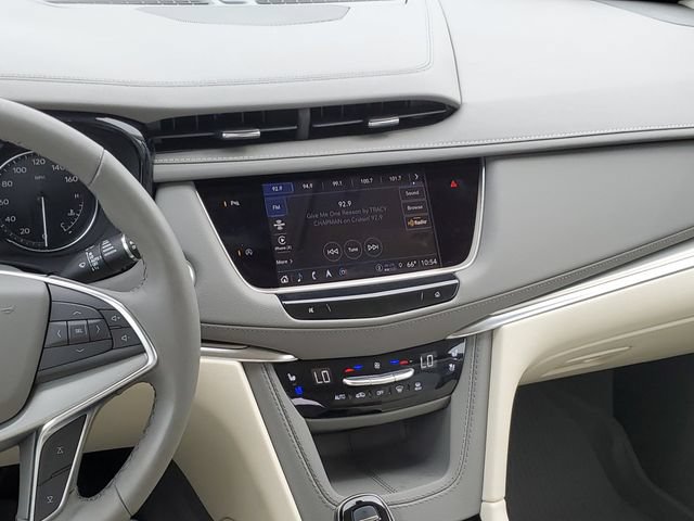 Certified 2024 Cadillac XT5 Premium Luxury w/ LPO, Floor Liner Package AWD/4WD image 28
