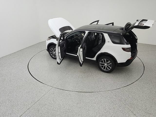 New 2026 Land Rover Discovery Sport Landmark AWD/4WD image 24