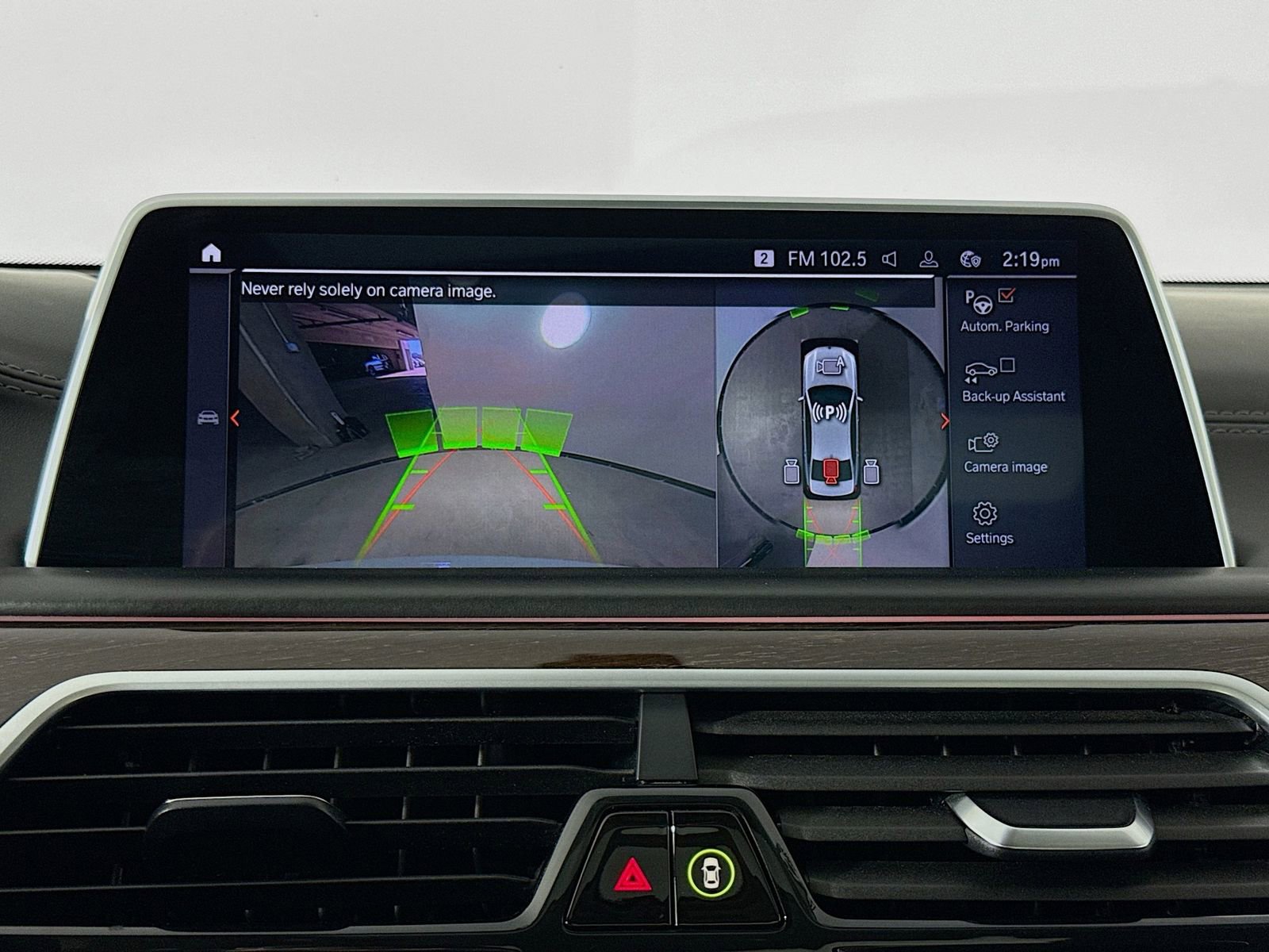 Used 2021 BMW 750i xDrive w/ Executive Package image 14