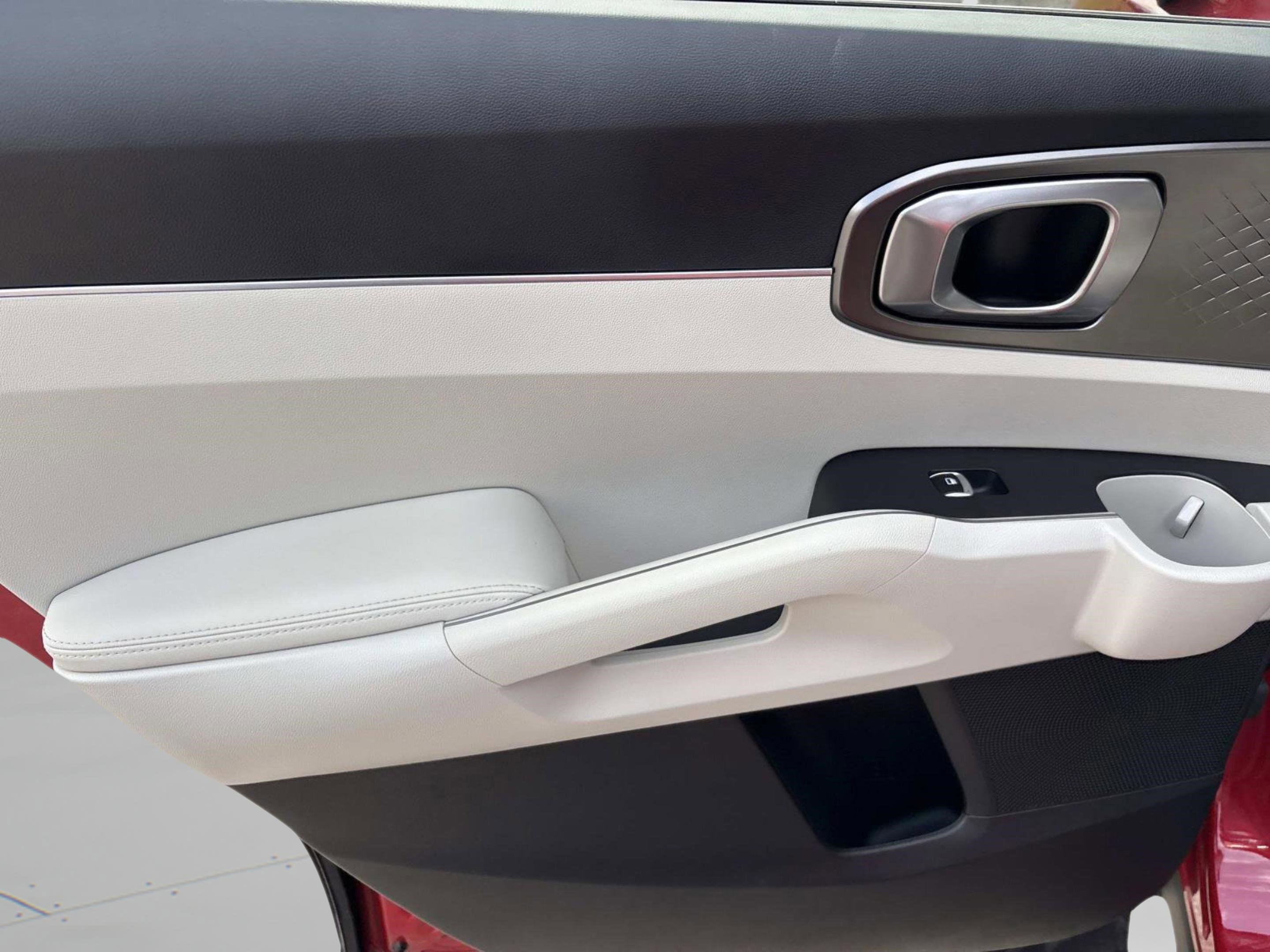 Used 2023 Kia Sorento EX image 20