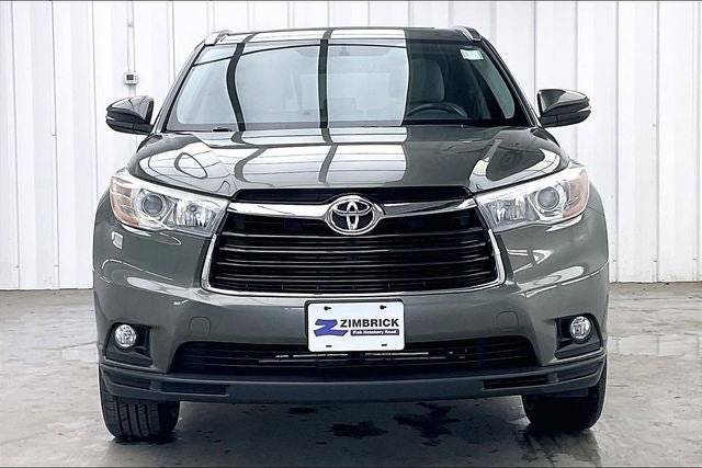 Used 2015 Toyota Highlander XLE AWD/4WD image 3