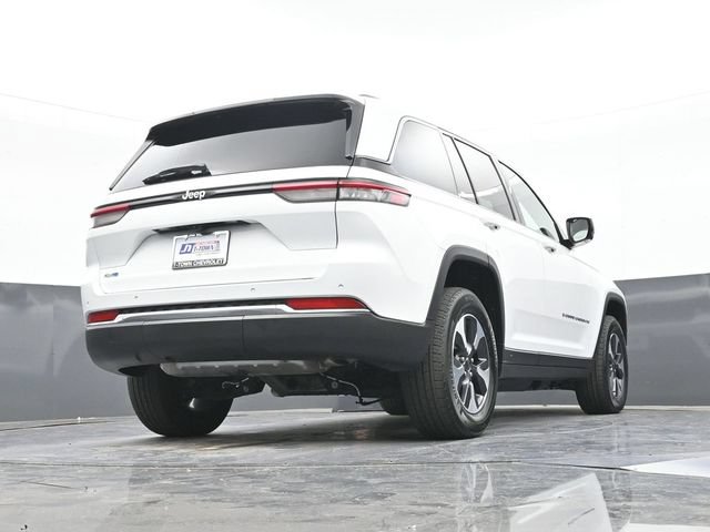 Used 2023 Jeep Grand Cherokee 4WD 4xe image 49