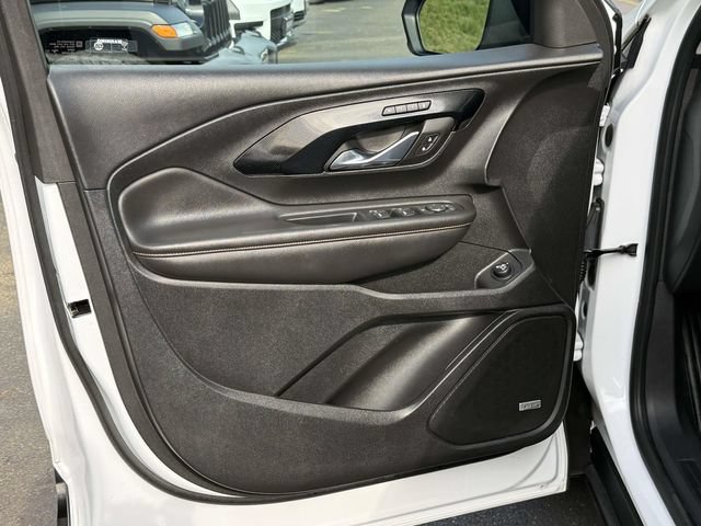 Certified 2023 GMC Terrain AT4 w/ Infotainment Package II AWD/4WD image 9