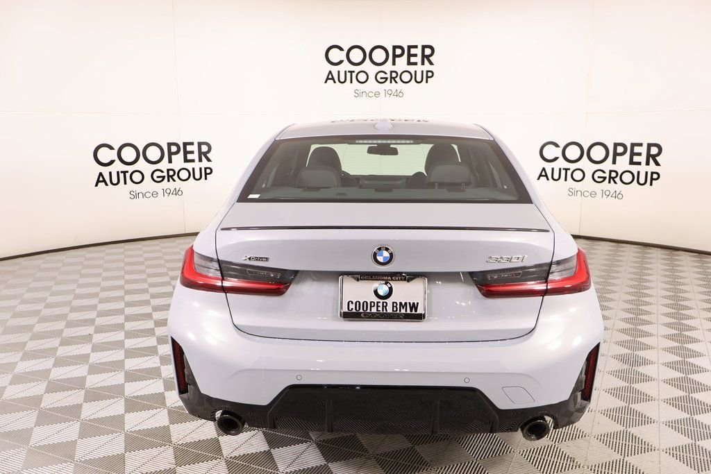 New 2026 BMW 330i xDrive Sedan w/ M Sport Package image 22