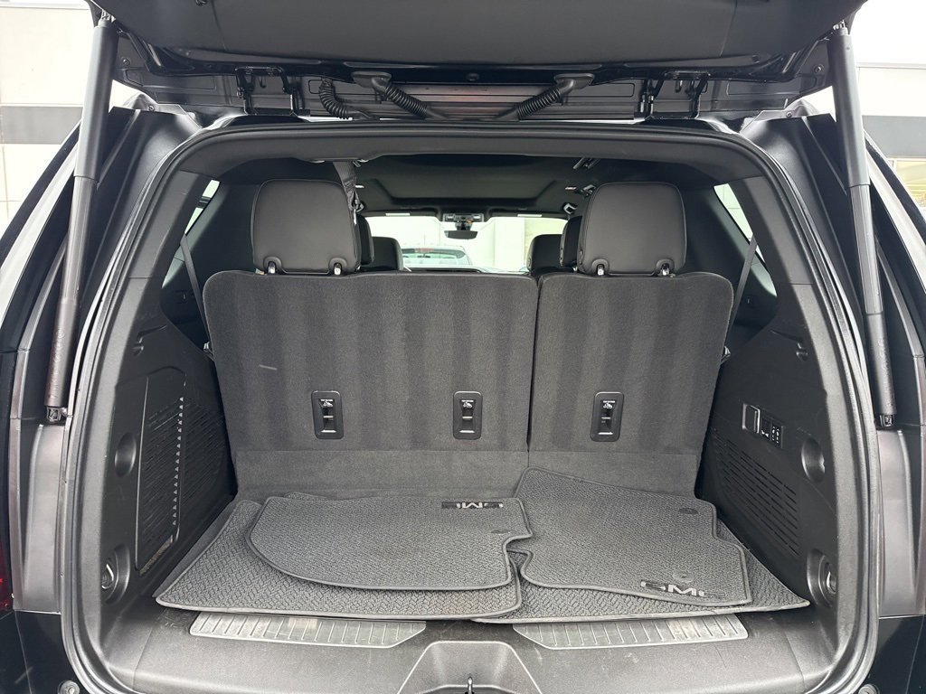 Certified 2022 GMC Yukon Denali w/ Denali Premium Package image 24