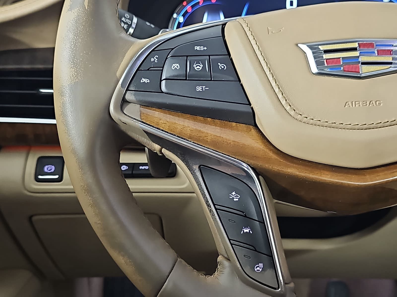 Used 2018 Cadillac CT6 Platinum AWD/4WD image 17