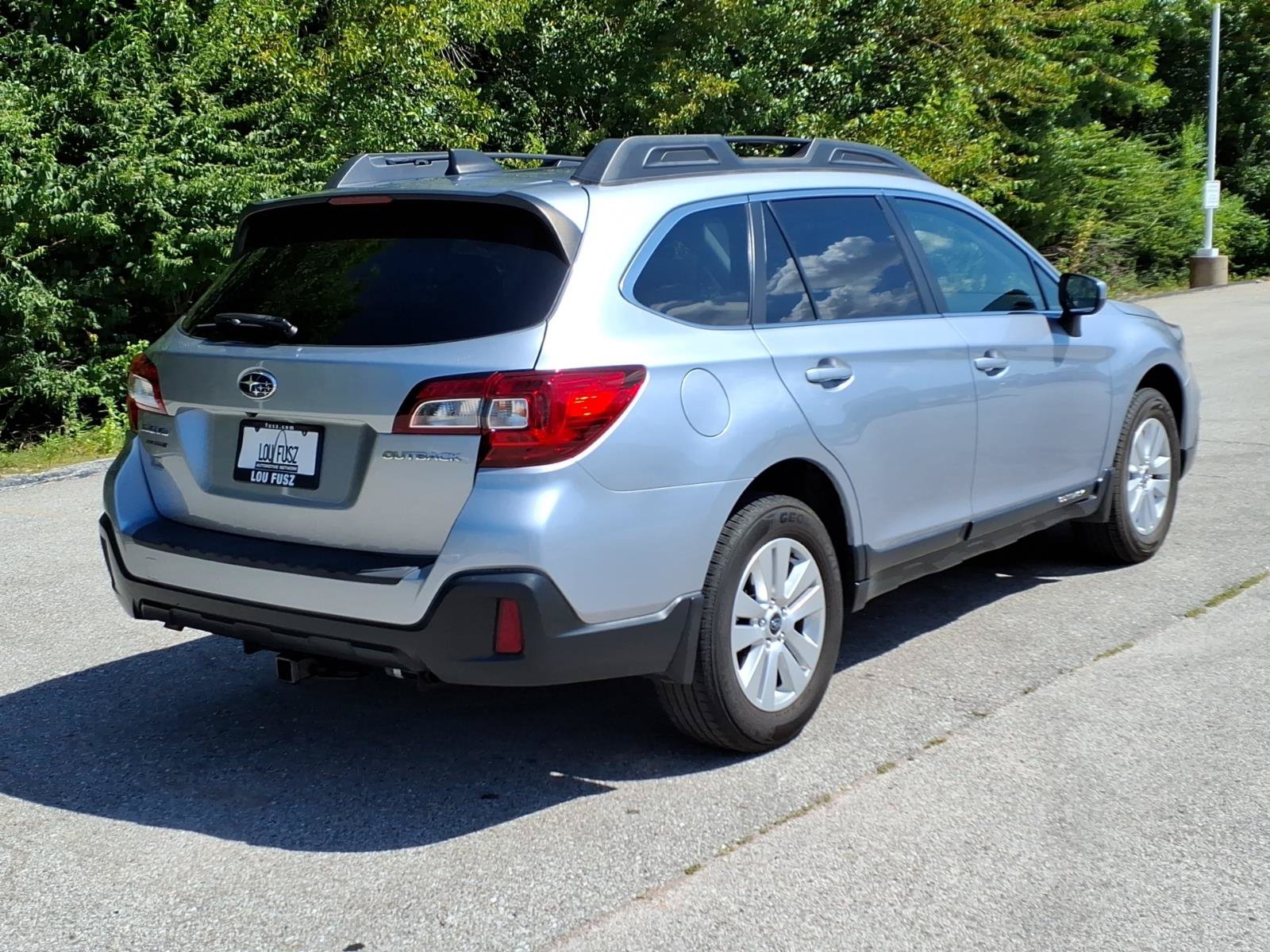 Used 2019 Subaru Outback 2.5i Premium AWD/4WD image 25