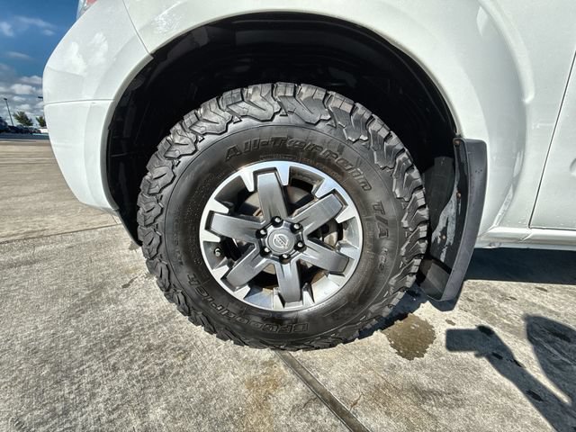 Used 2018 Nissan Frontier PRO-4X AWD/4WD image 10