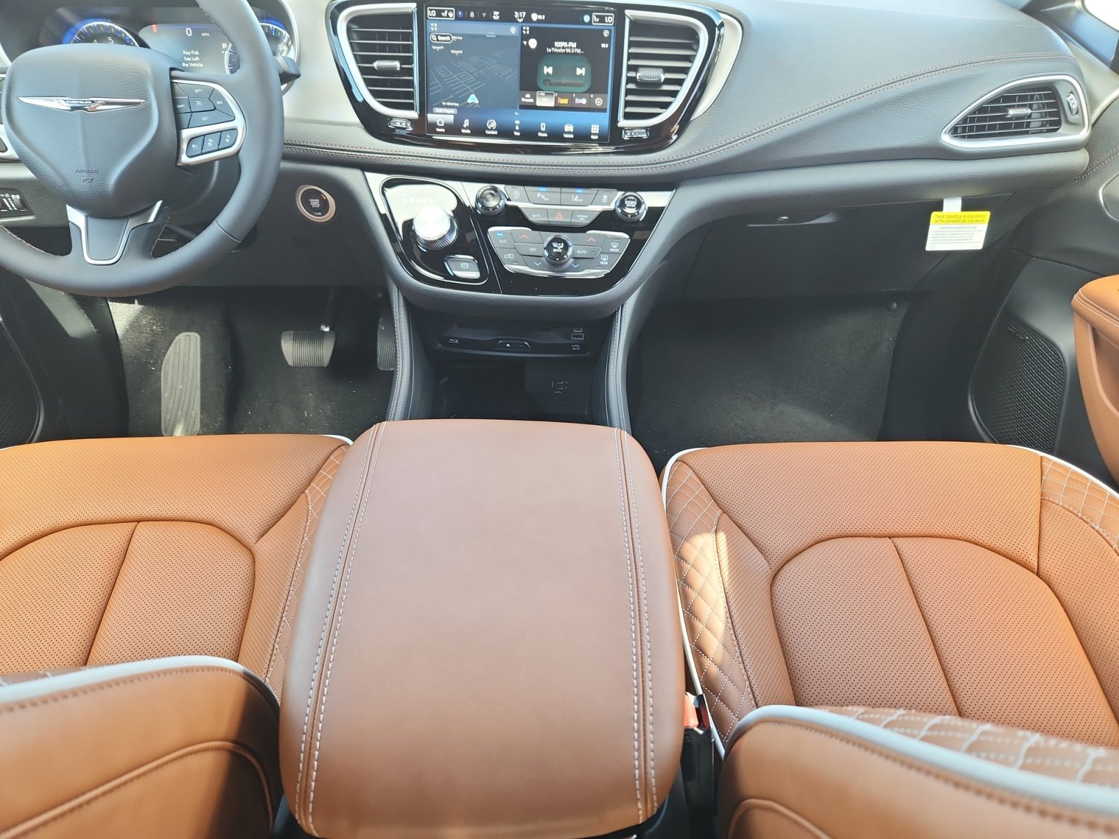 New 2026 Chrysler Pacifica Pinnacle AWD/4WD image 24