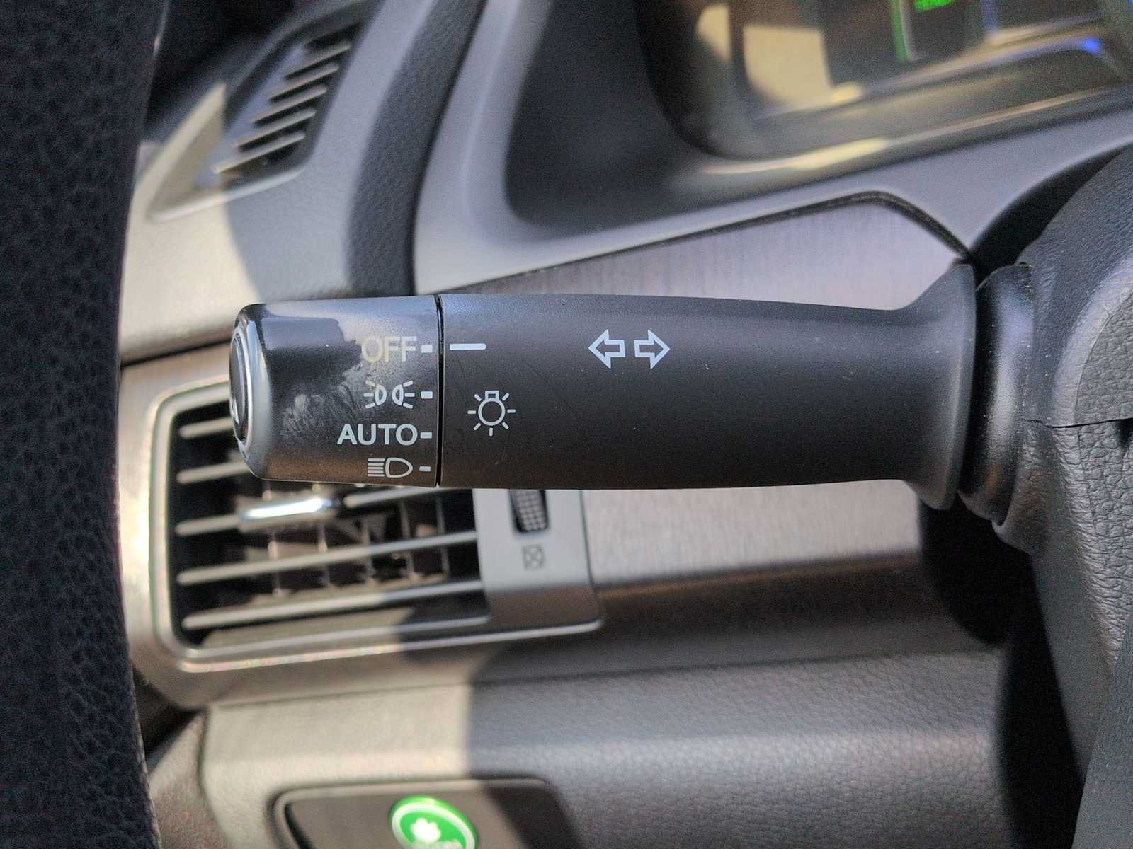 Used 2015 Honda Accord Hybrid Sedan image 27