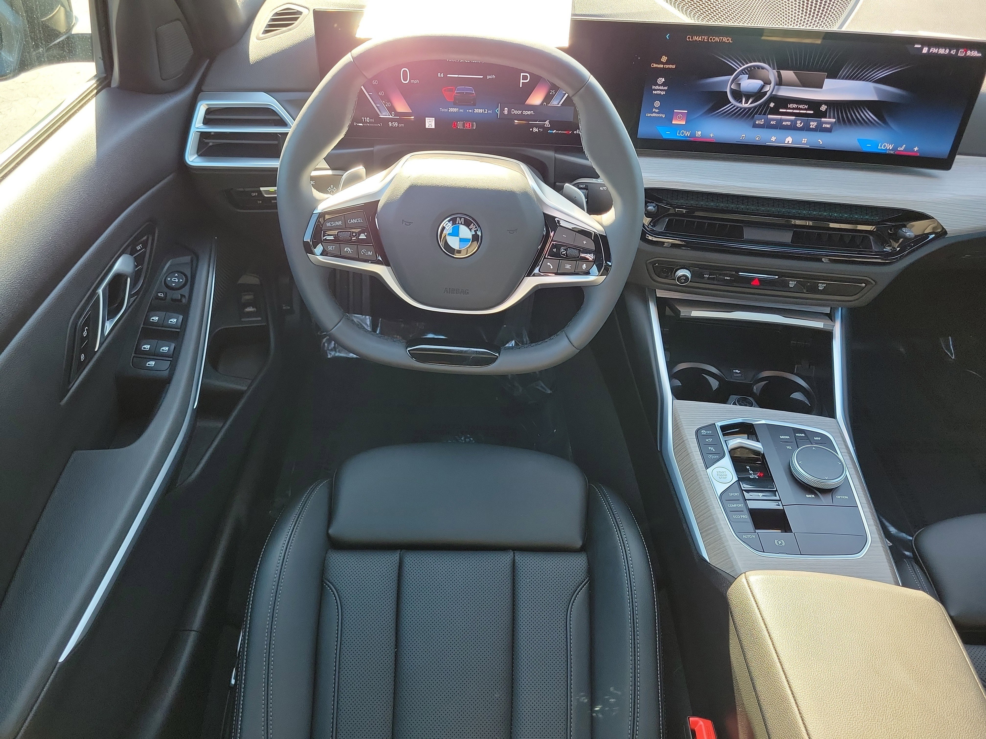 Used 2025 BMW 330i Sedan RWD image 14