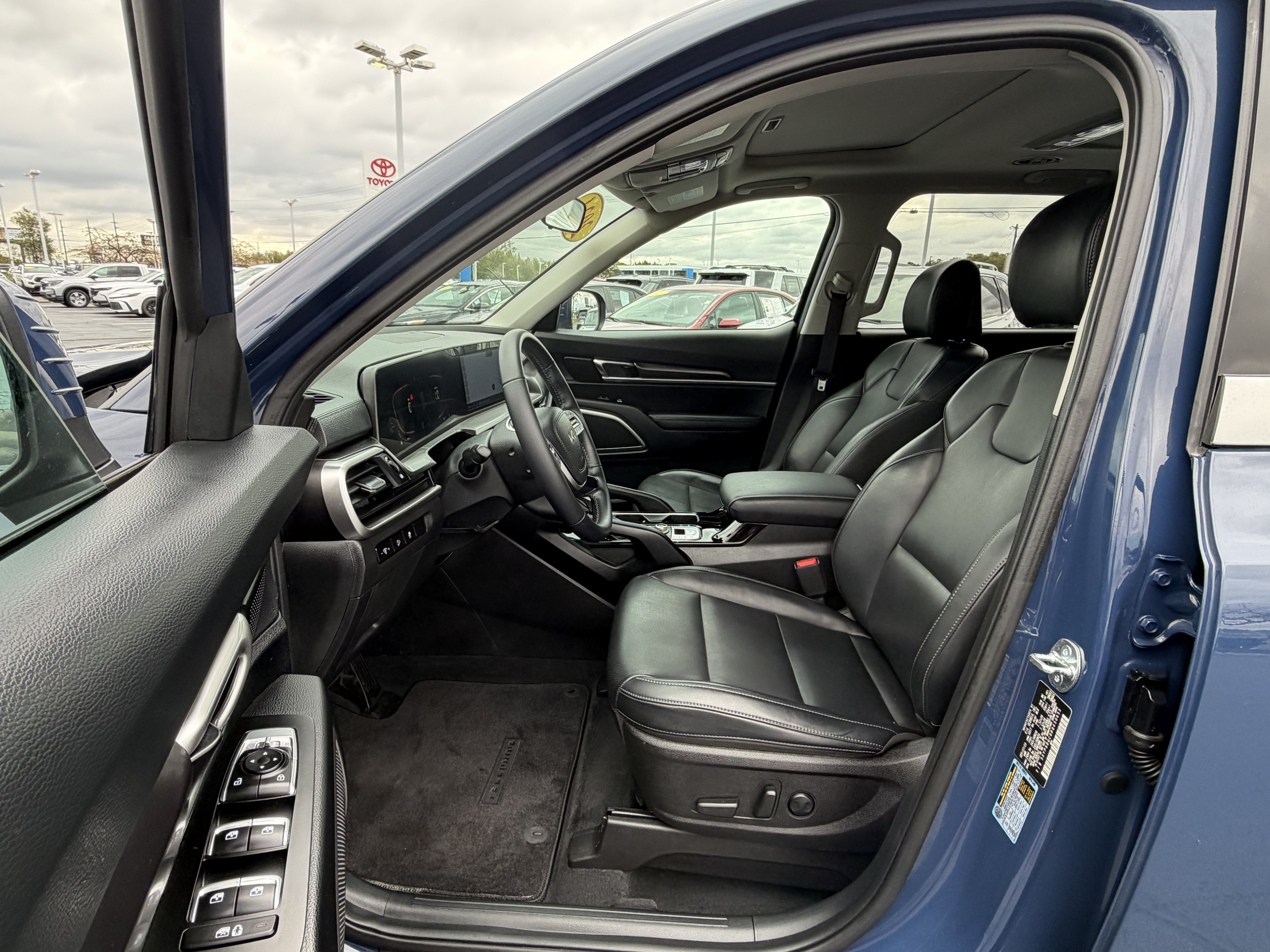 Used 2024 Kia Telluride S w/ S Sunroof Package AWD/4WD image 15