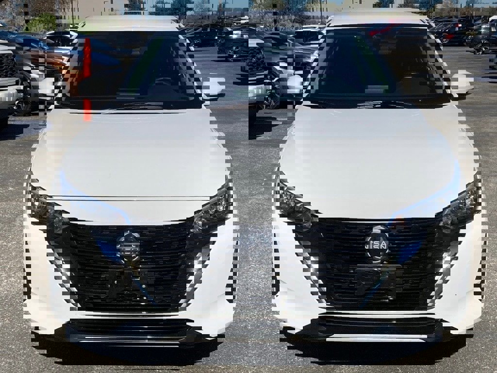 Used 2025 Nissan Sentra S image 2