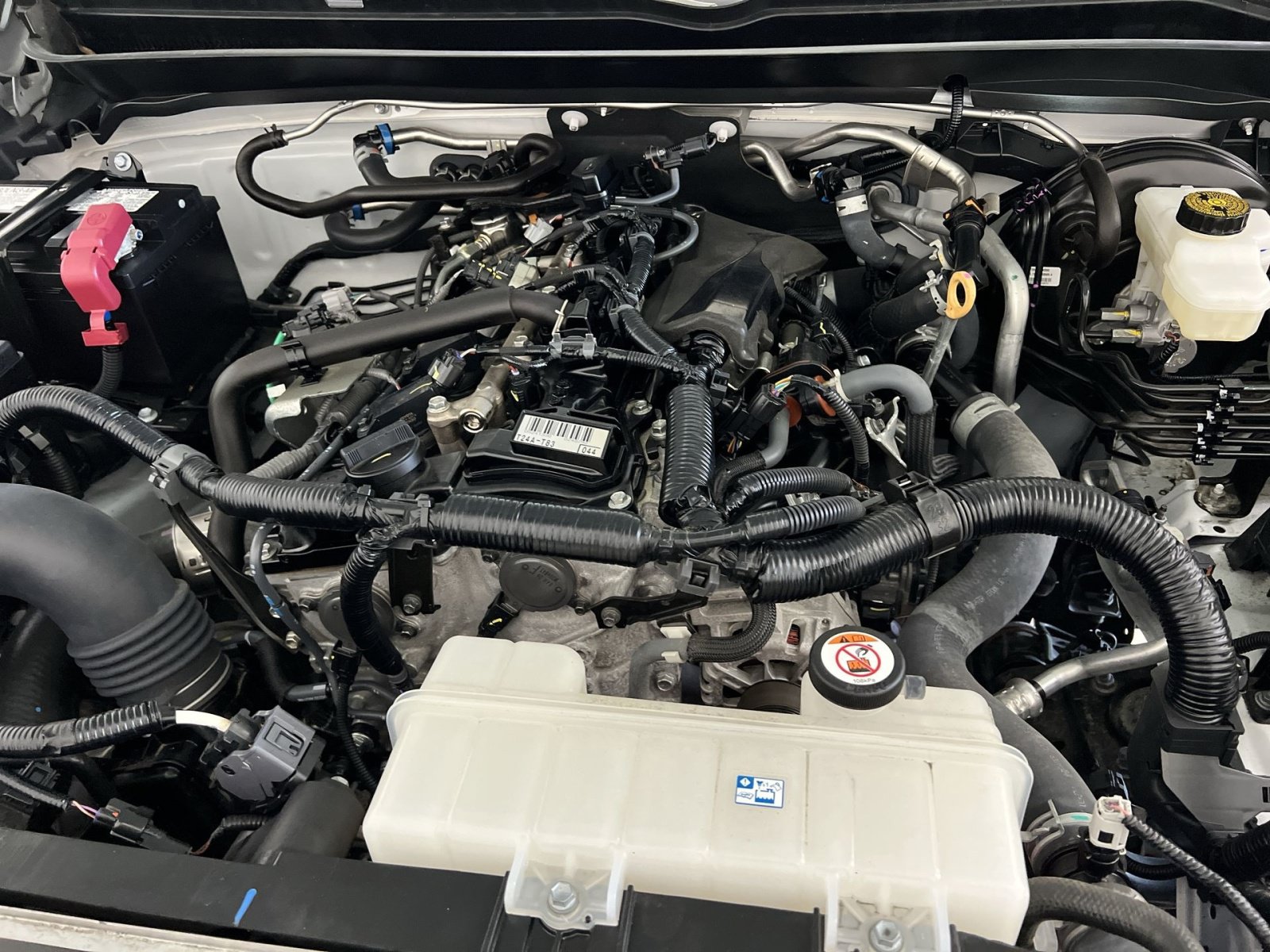 Used 2024 Toyota Tacoma SR RWD image 26