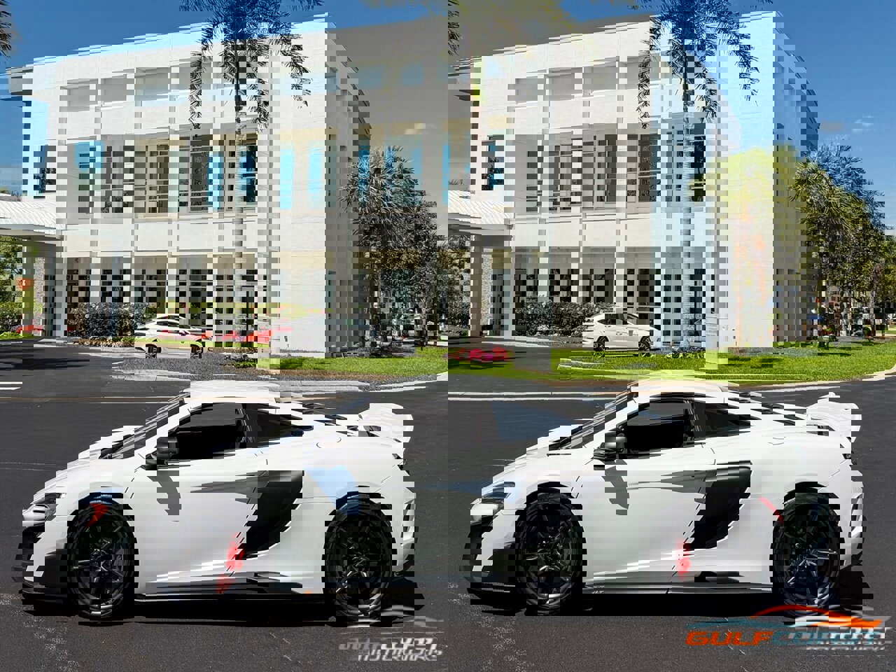 Used 2016 McLaren 675LT image 41