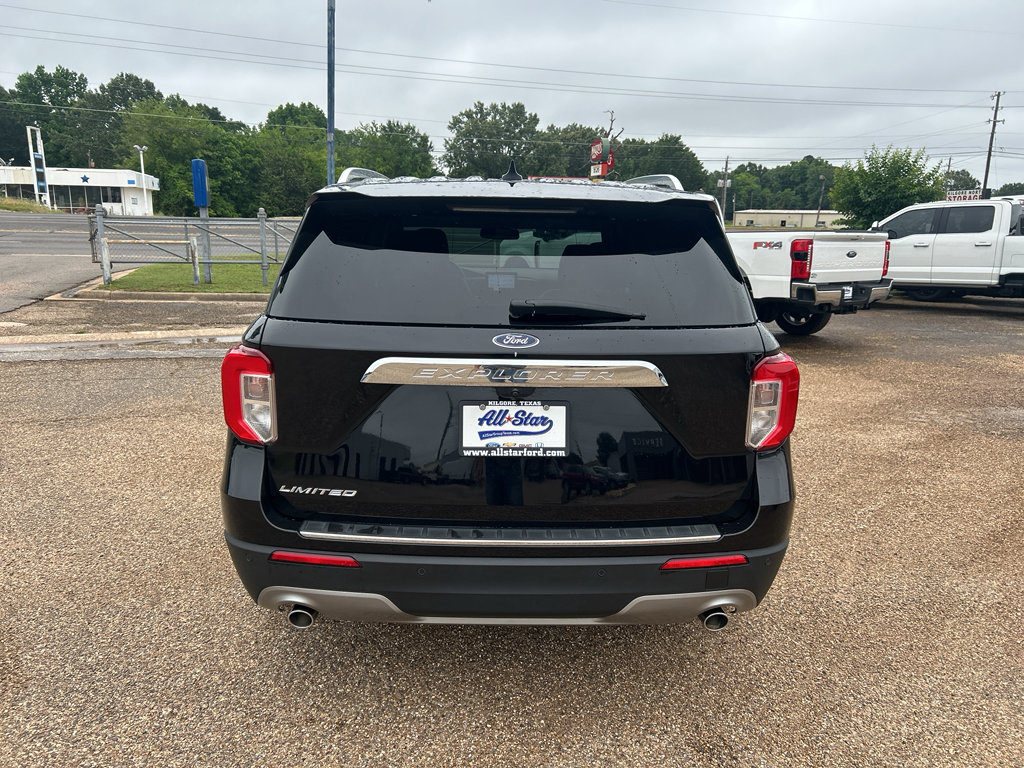 Used 2022 Ford Explorer Limited w/ Equipment Group 301A RWD image 3
