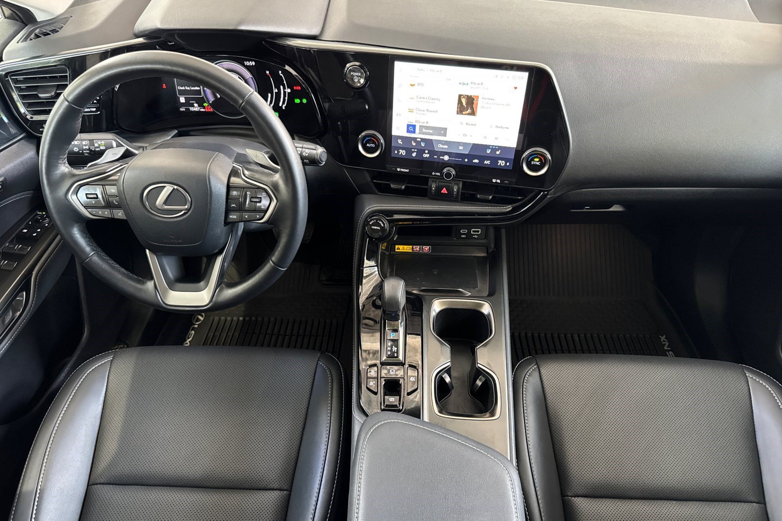 Certified 2026 Lexus NX 350h AWD w/ Accessory Package (2T) image 17