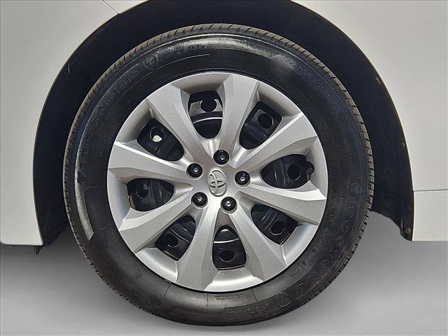 Used 2025 Toyota Corolla LE FWD image 29