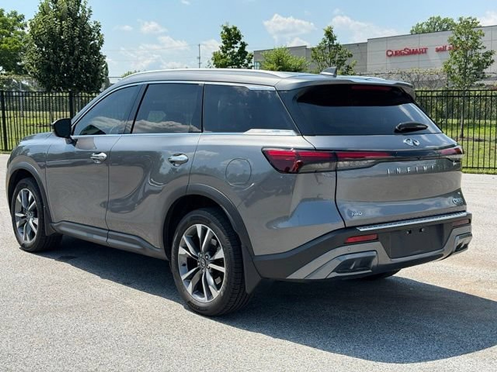 Used 2022 INFINITI QX60 Luxe w/ Cargo Package AWD/4WD image 5