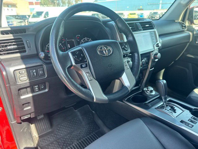 Used 2024 Toyota 4Runner SR5 Premium w/ Moonroof Package AWD/4WD image 17