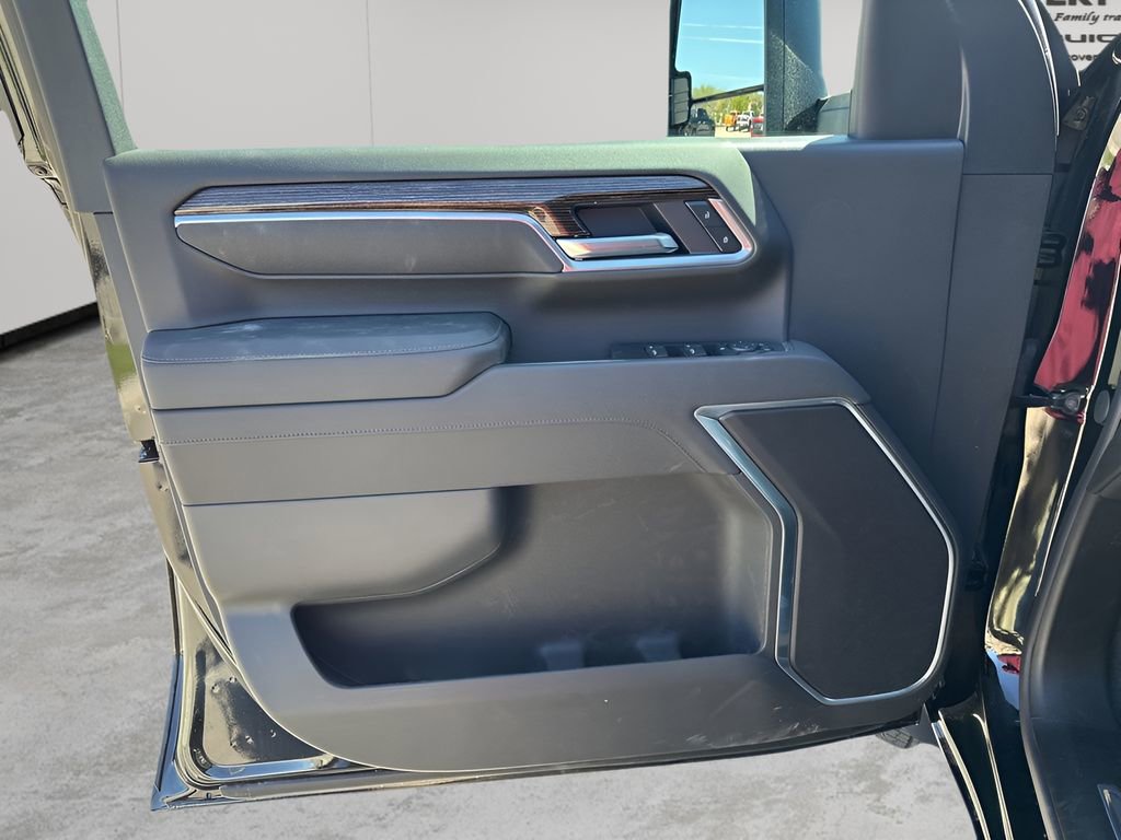 New 2026 GMC Sierra 3500 SLE w/ SLE Convenience Package image 24