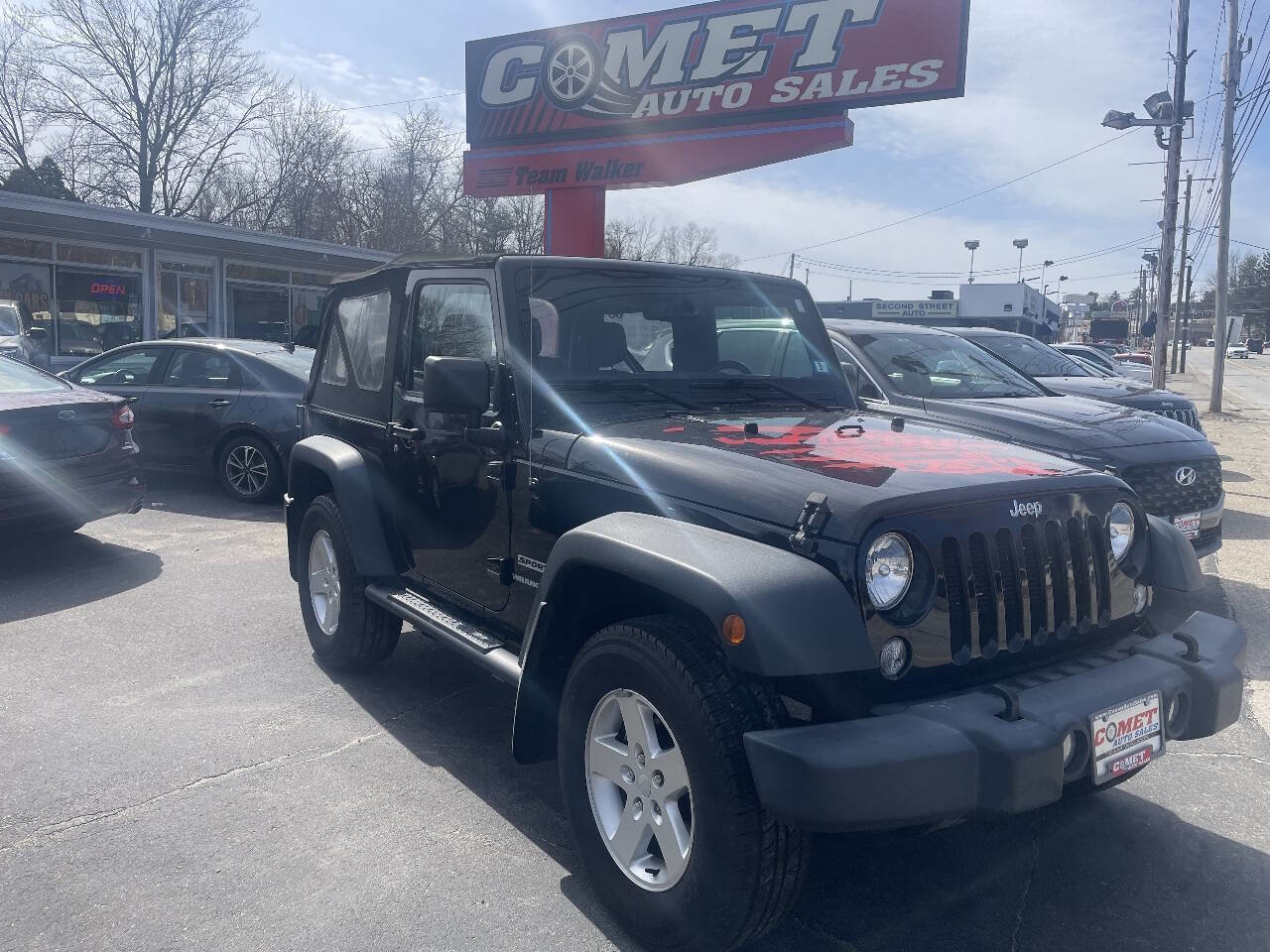 Used 2016 Jeep Wrangler Sport w/ Quick Order Package 24S AWD/4WD image 2