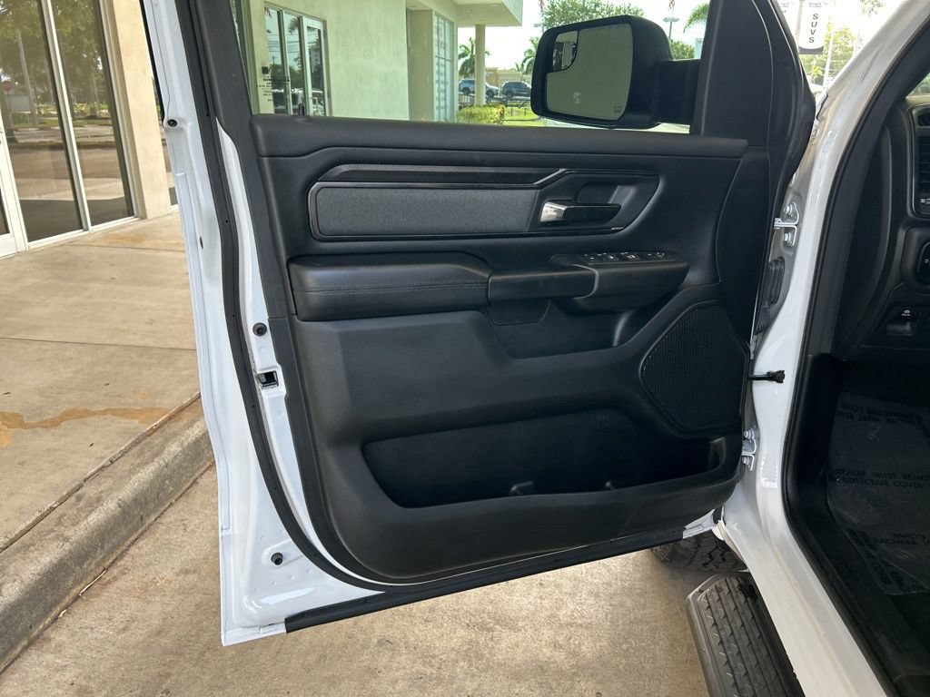 Used 2023 RAM 1500 Big Horn AWD/4WD image 37
