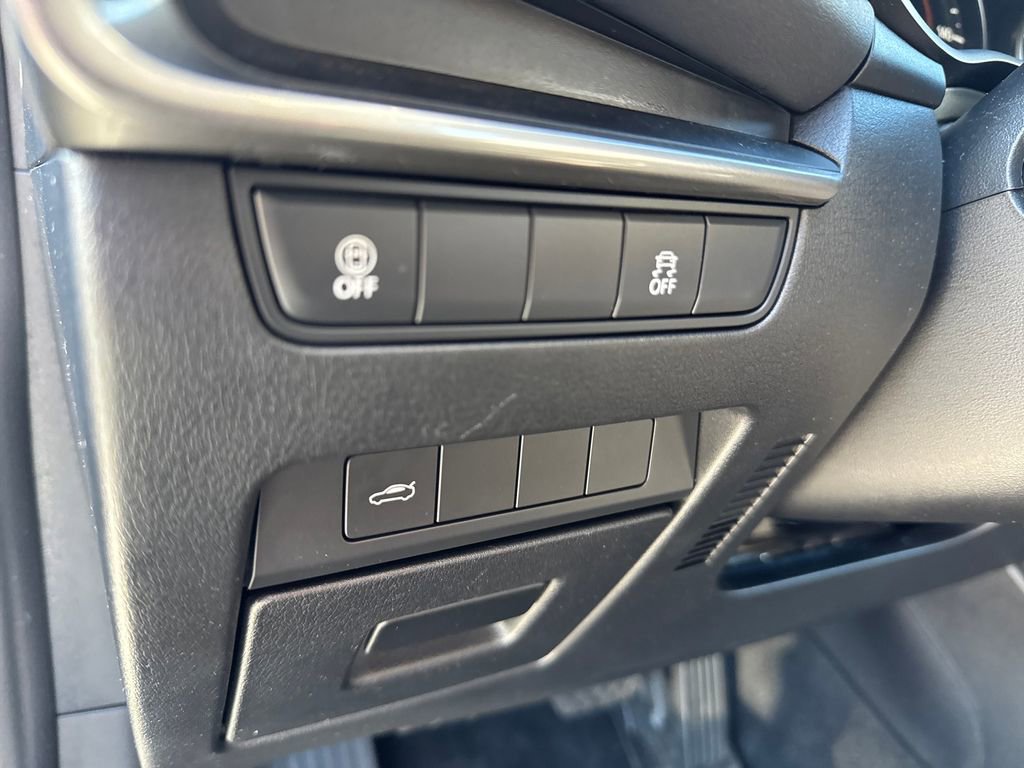 Used 2021 MAZDA MAZDA3 s FWD image 10