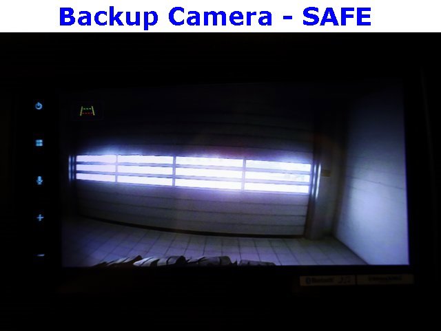 Used 2015 Jeep Wrangler Unlimited Rubicon w/ Max Tow Package image 5