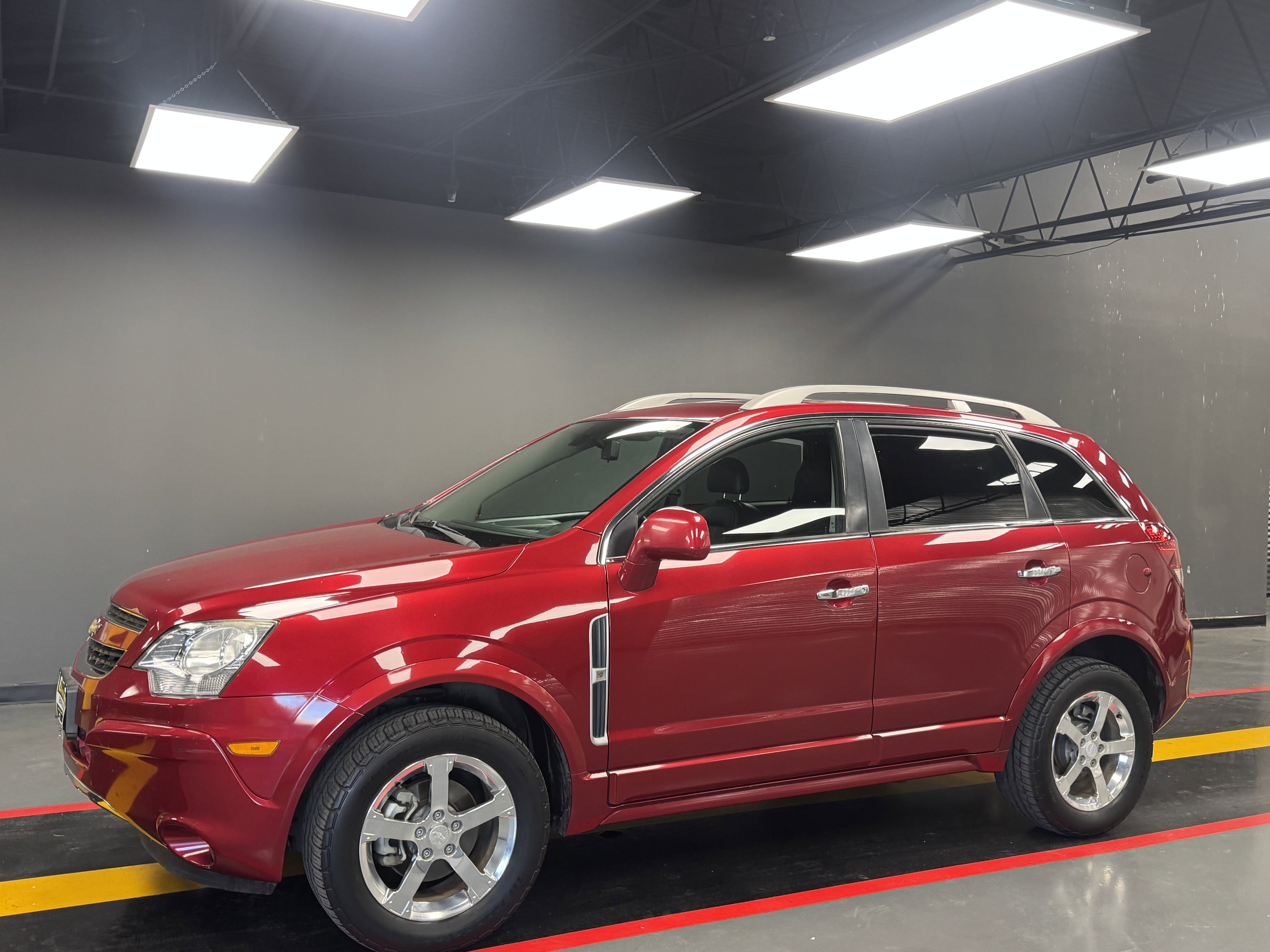 Used 2012 Chevrolet Captiva Sport LTZ image 2
