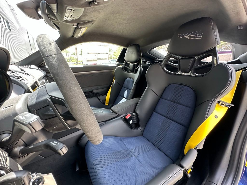 Used 2025 Porsche 718 Cayman GT4 RS image 5