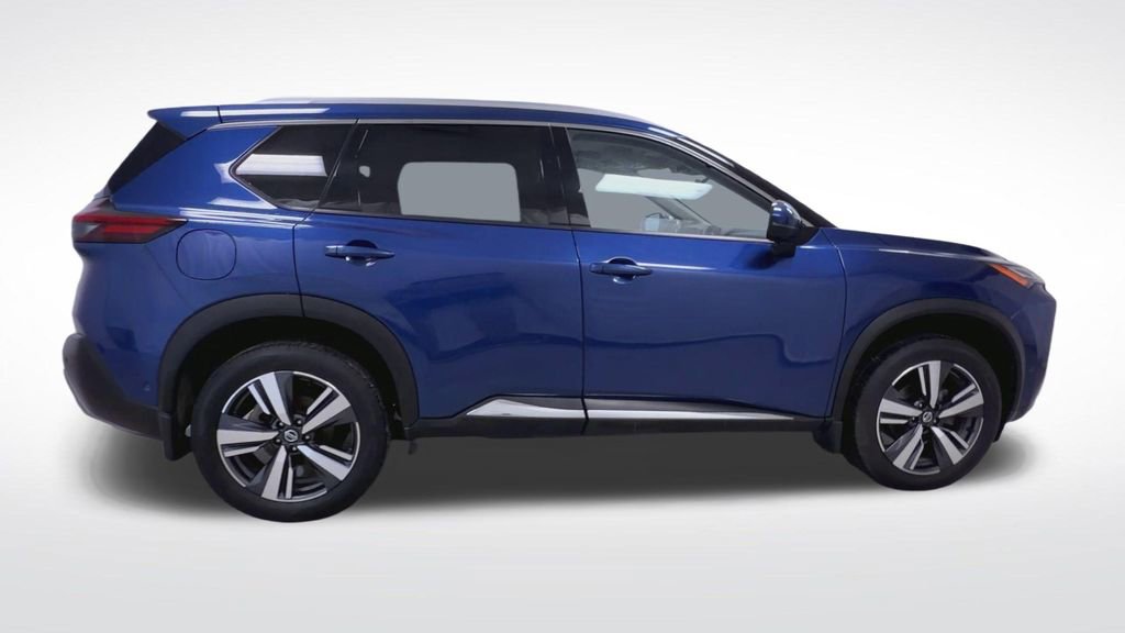 Used 2021 Nissan Rogue Platinum image 9