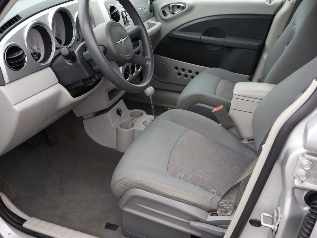 Used 2008 Chrysler PT Cruiser LX image 18