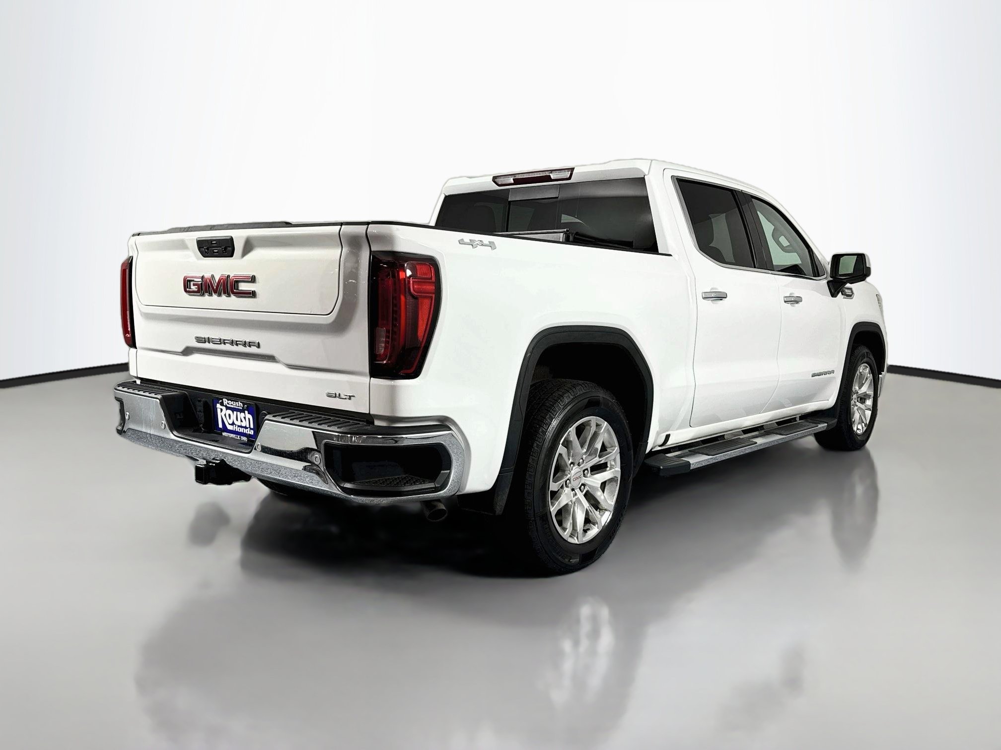 Used 2021 GMC Sierra 1500 SLT w/ SLT Premium Plus Package AWD/4WD image 5