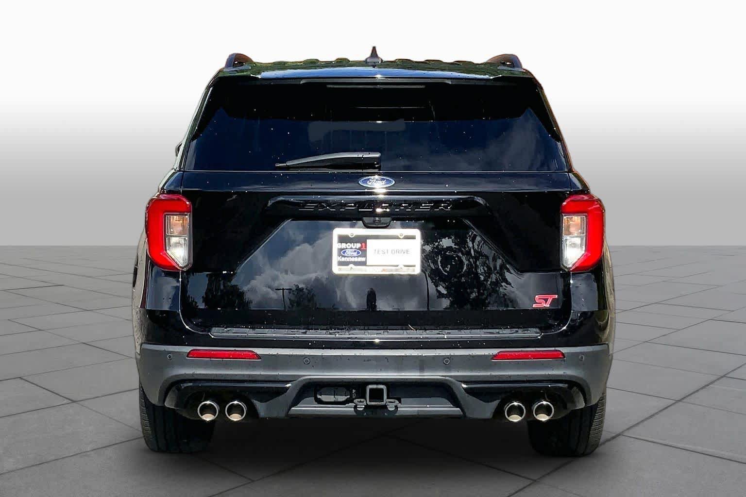 Used 2023 Ford Explorer ST w/ Equipment Group 401A AWD/4WD image 5