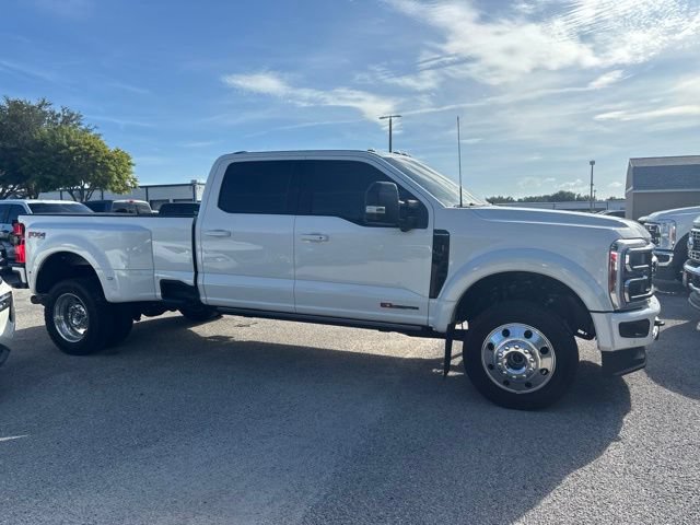 Used 2026 Ford F450 Platinum w/ FX4 Off-Road Package AWD/4WD image 4