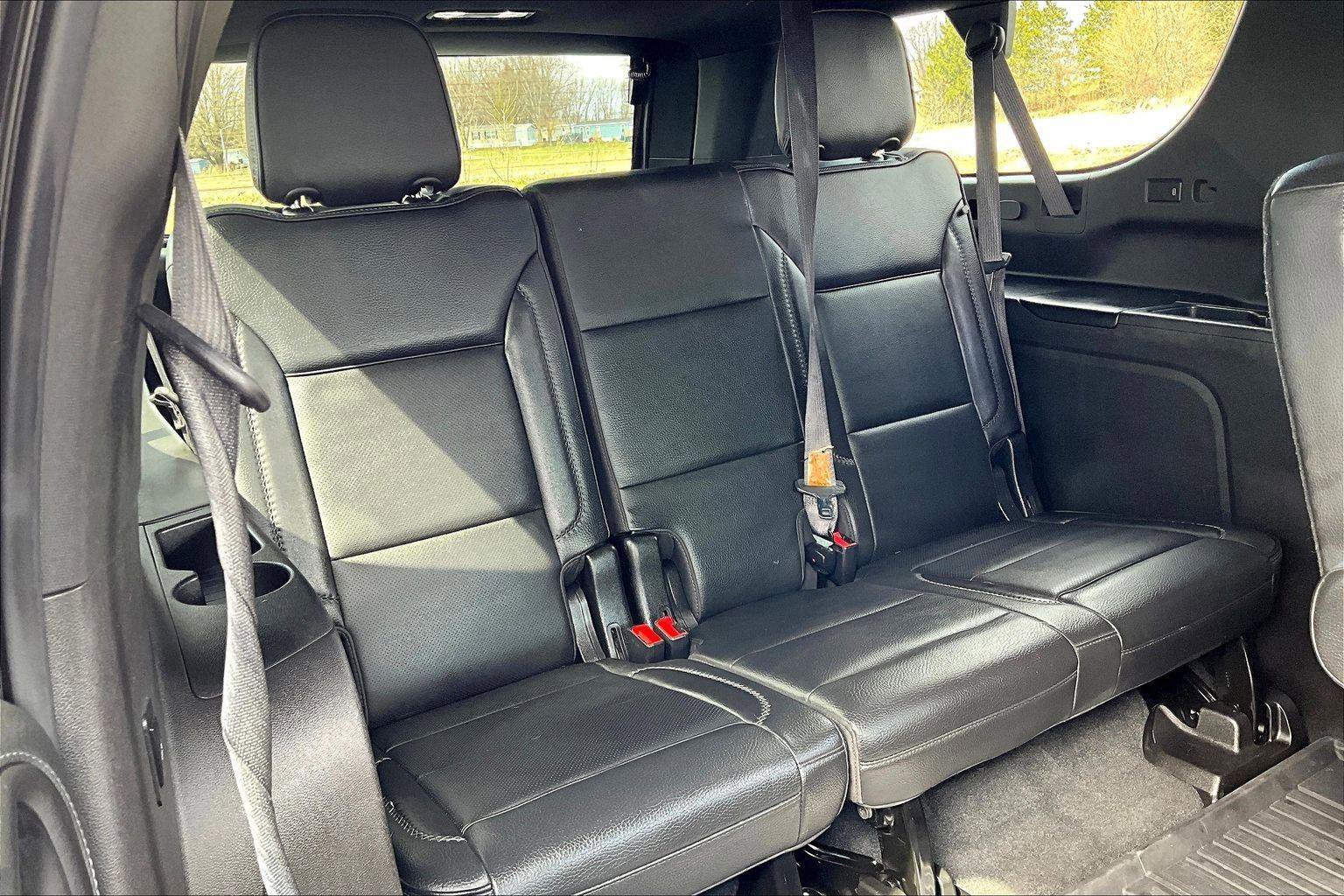 Used 2021 GMC Yukon XL Denali w/ Denali Premium Package image 29