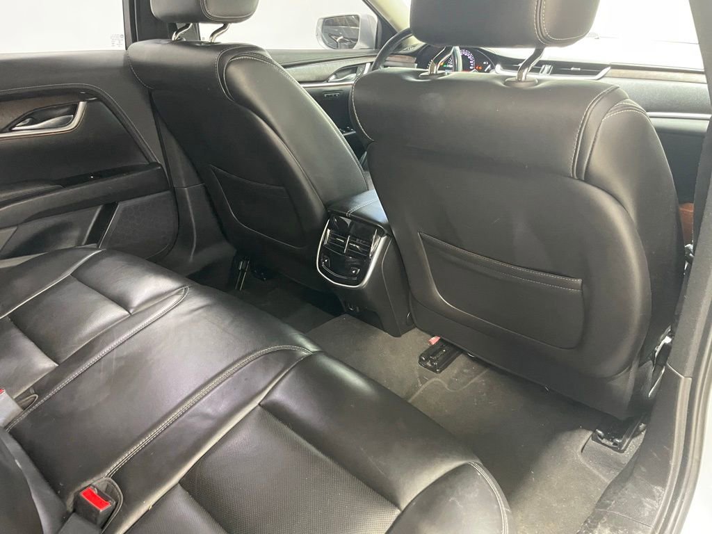 Used 2019 Cadillac XTS Luxury image 19