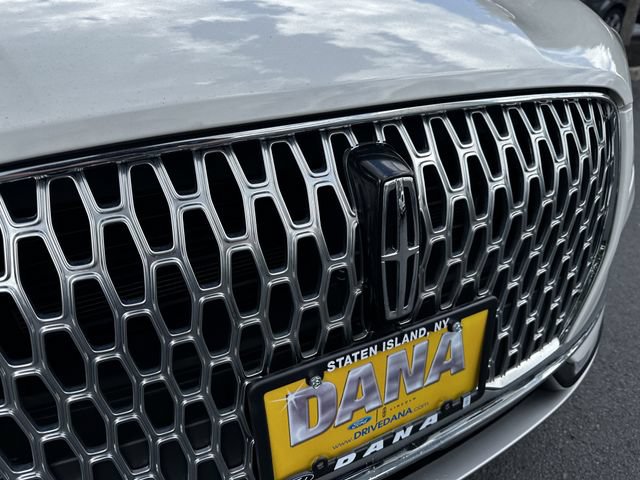 Certified 2024 Lincoln Corsair AWD w/ Equipment Group 101A image 10