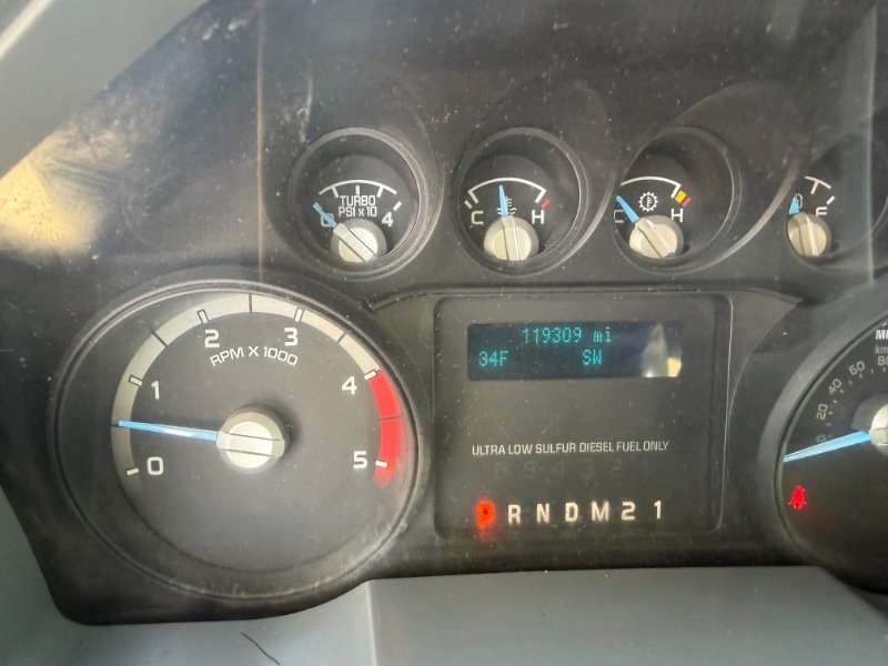 Used 2015 Ford F350 XLT image 2