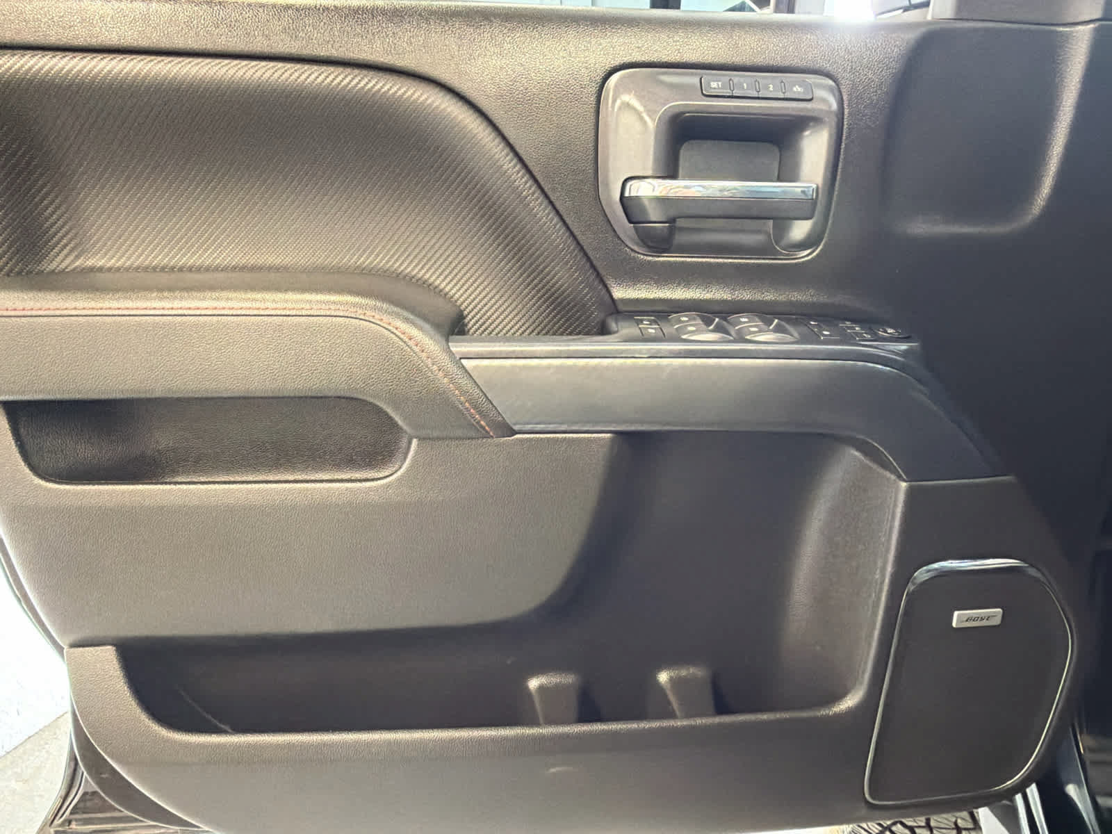 Used 2018 GMC Sierra 2500 SLT w/ Duramax Plus Package AWD/4WD image 19