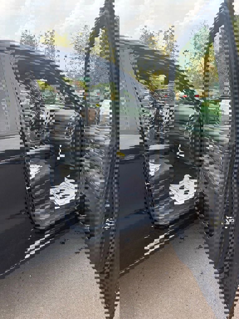 New 2025 RAM 1500 Big Horn image 21