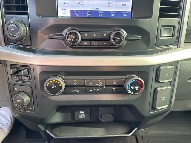 Used 2022 Ford F150 XLT w/ Trailer Tow Package image 18