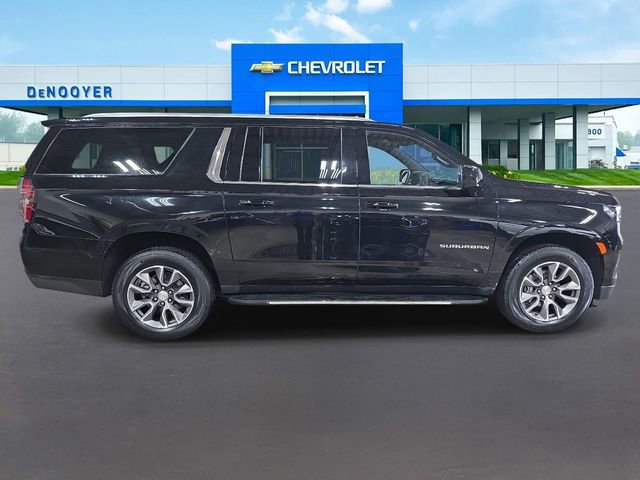 Used 2023 Chevrolet Suburban LS w/ Driver Alert Package image 6