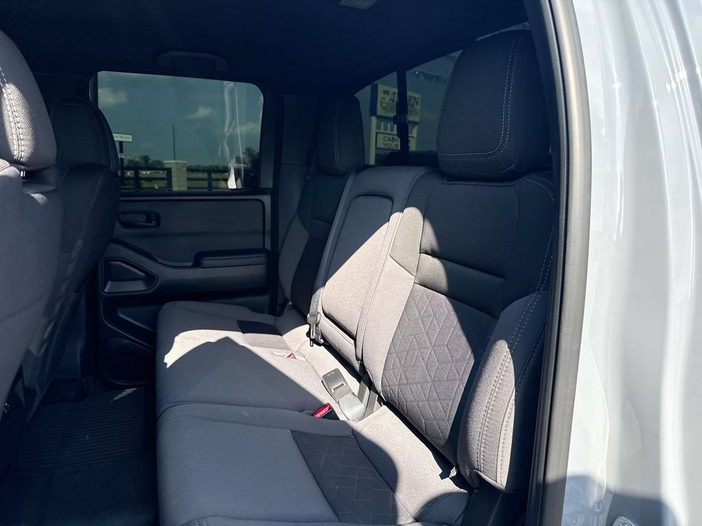 Used 2026 Nissan Frontier SV AWD/4WD image 19
